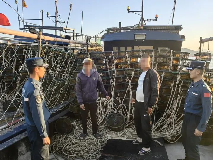 宁德海警局福鼎工作站一日连查3起.