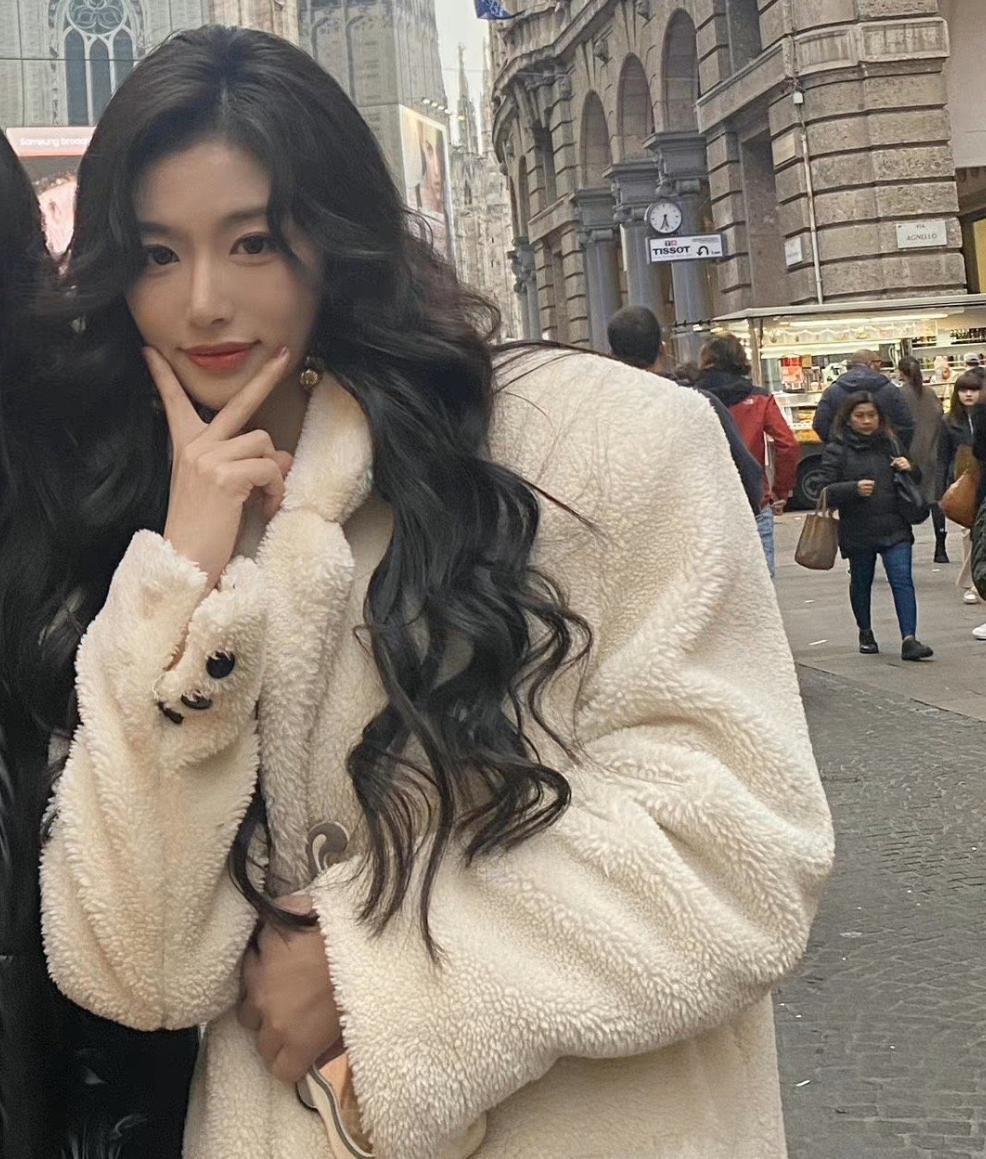 女明星米兰路人照暴露真实颜值有人惊艳有人精致程潇好可爱