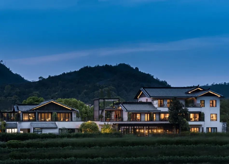 "丽水山居"游客超百万人次,营收超亿元!_腾讯新闻