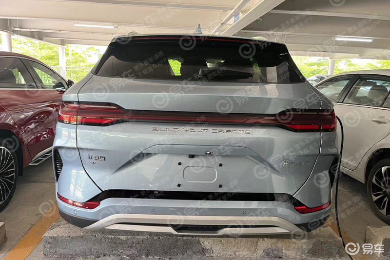 比亚迪宋plusev实车曝光预售1798万元起
