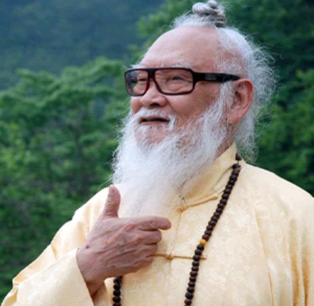 仙草资讯:著名道学大师朱鹤亭,精通道学和中医,他的养生方法独特而