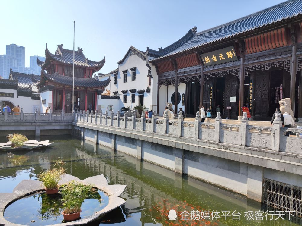 归元寺,武汉香火最旺的寺庙,皇帝曾亲赐匾额