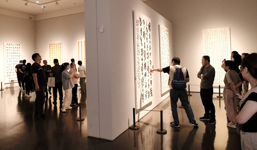 这场全国最高规格的书法篆刻巡展，首展选择上海_腾讯新闻