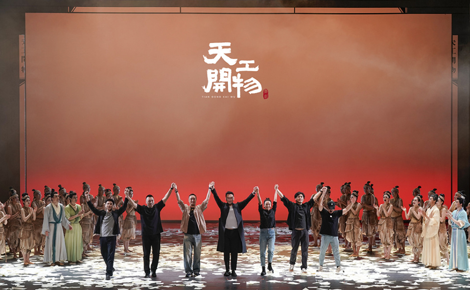 魏 伸洲,马蛟龙,胡适,刘敬等青年舞蹈艺术家担任主演,旨在用好江 西