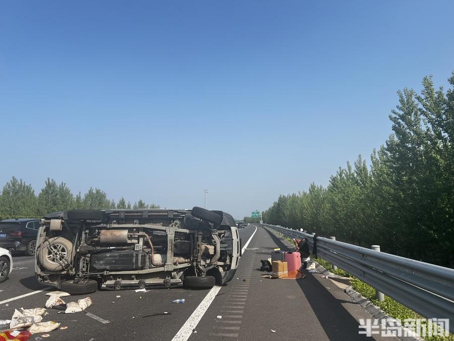 高速公路翻车,16辆过路车辆紧急救助!多位热心司机讲述救援经过