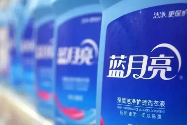 市值蒸发千亿的蓝月亮"痴迷"分红,创始人夫妇4年拿走40亿