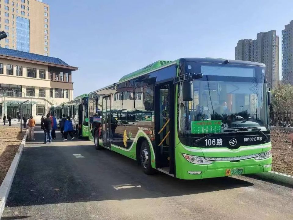 丹东一中搬至新校区公交开通11条专线