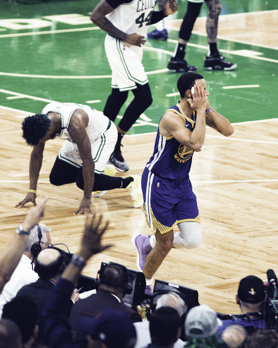 一投制胜！NBA三分王库里最新自传：不够高也不够快，但我有独家逆袭心法-腾讯新闻