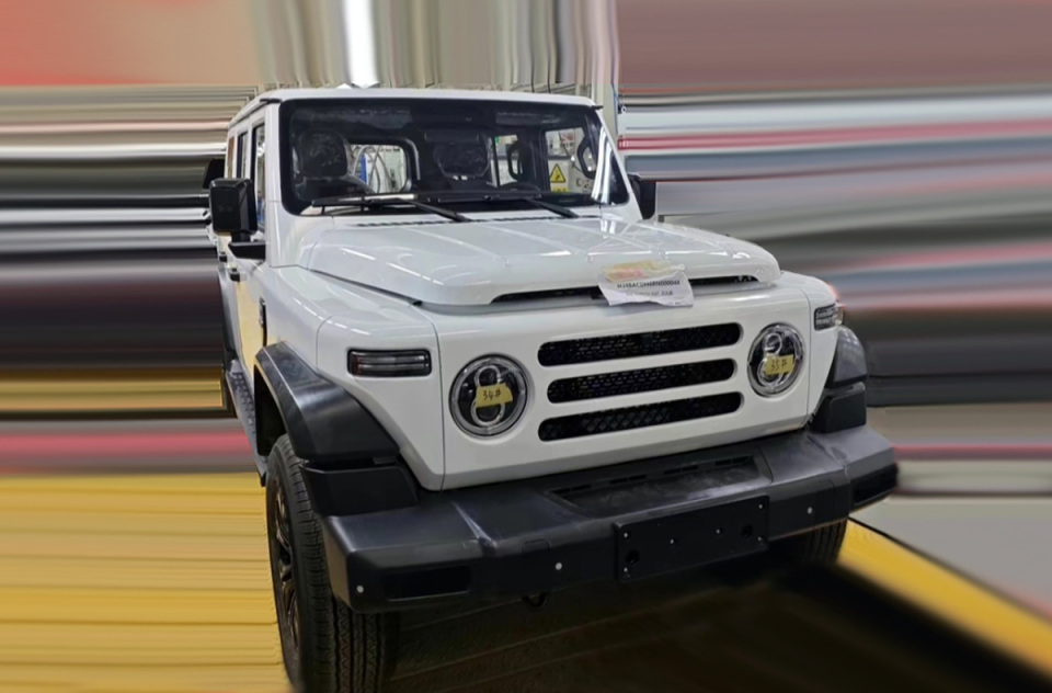 2024款"老北京212"敲定,升级2.0t汽油机 8at,外观媲美牧马人_腾讯新闻