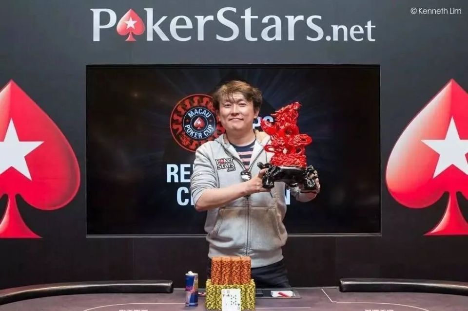 000港币的买入不仅是一次大跨度的提升,也造就了一个传奇人物-李宇光!