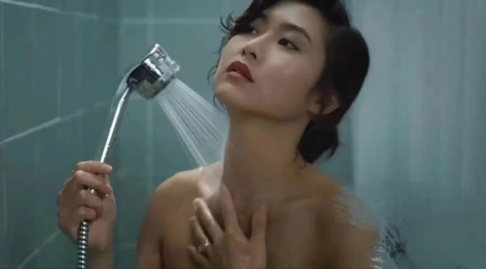 吃瓜,还得看金融大佬和当红女星