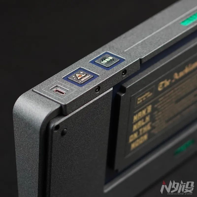 matrixmeta75登月主题陨石灰装配赏析