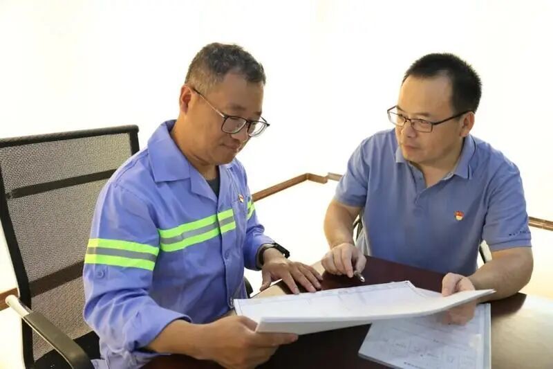 这些环卫工，偷偷改行当上了“外科医生”？！