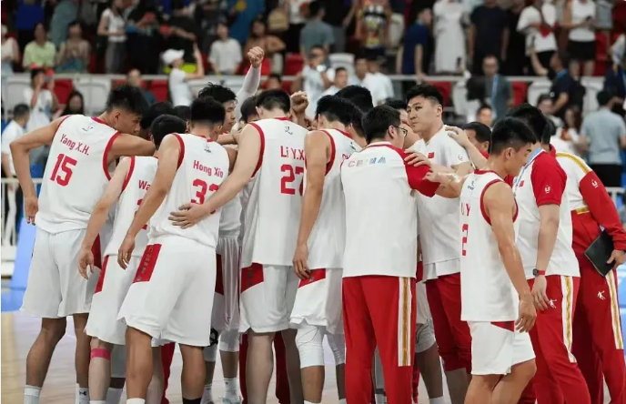 cba排行_最新CBA积分榜!广东反超辽宁,上海爆冷福建,首钢又赢了!(2)