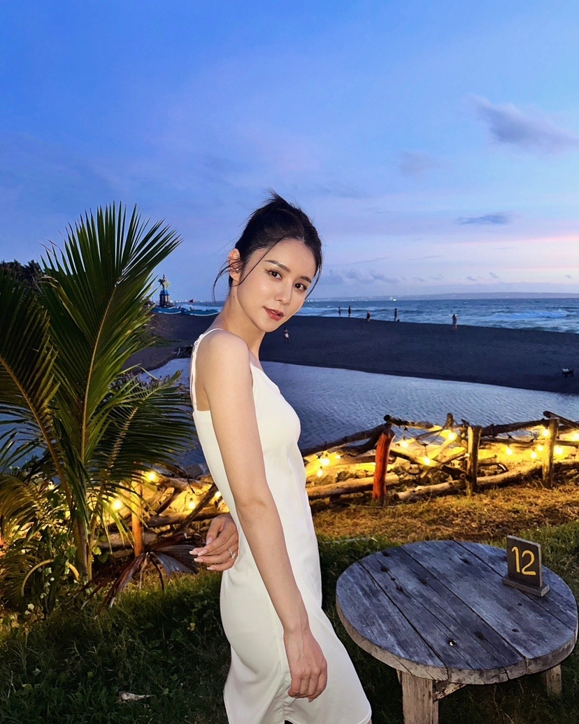 张馨月晒一家三口出游照想和老公林峯二人世界却又舍不得女儿