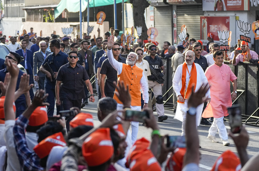 人物|莫迪3.0:审时度势的"神派"不败之人走下神坛