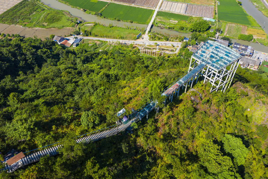 苍南知名景区有长城有玻璃桥我能玩一条