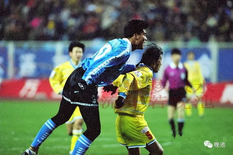 大连足球史上今天1997年大连万达31四川全兴甲a开局4连胜3月30日