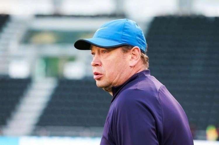 斯卢茨基海港和泰山水平很高金顺凯被国奥征调要离队2个月