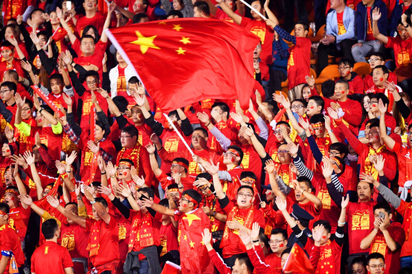 观赛 ｜ 再拼一次！中国男足第13次踏上世预赛征途