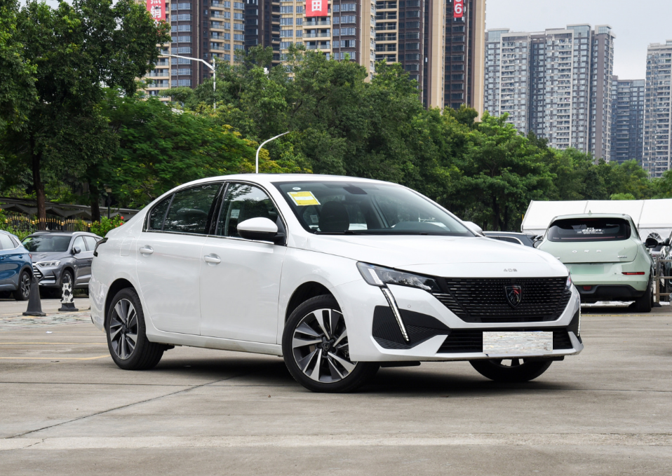 试驾2022款标致408,诚意满满的新车辆来了,它能否得到消费者认可_腾讯