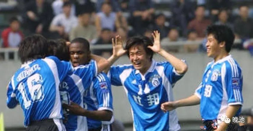 大连足球史上今天2002年实德32四川大河韦德克绝杀邹鹏收获生涯首球3