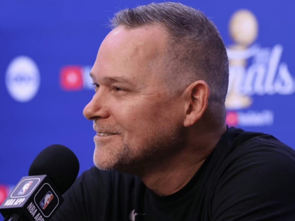 掘金媒体日迈克·马龙再次画饼,希望穆雷能够入选全明星和最佳阵容