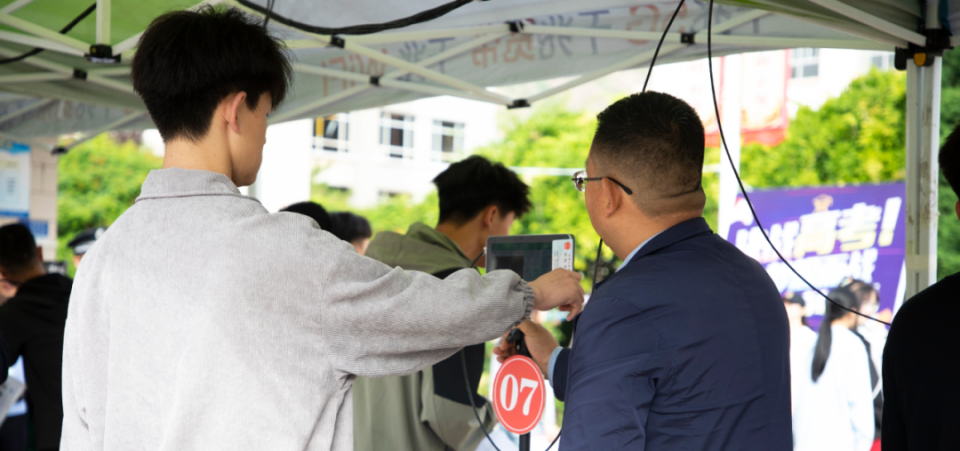 环县2210名考生今日参加2024年高考