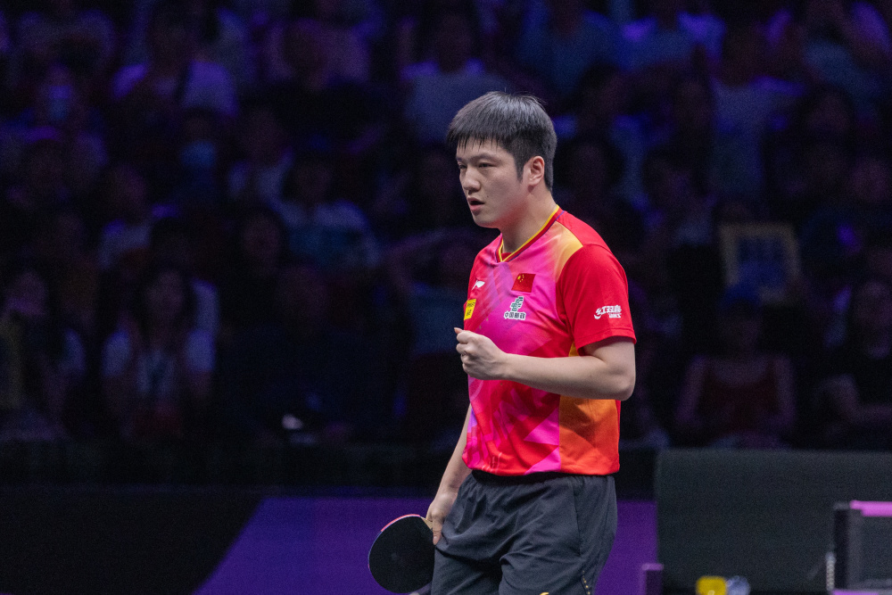 乒乓球——wtt重庆冠军赛:樊振东晋级八强