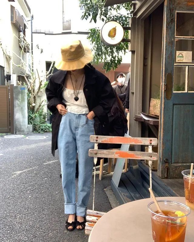 同样受明星和博主青睐,成立至今已有13年,有着让人可信赖的专业和审美