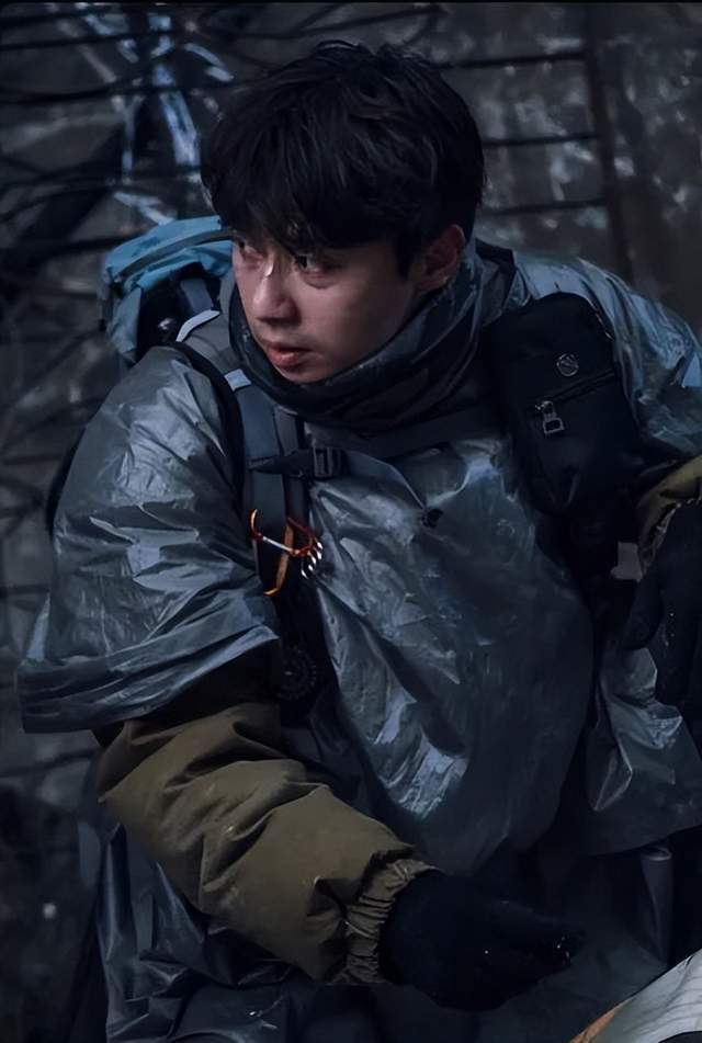 朴叙俊和韩国网红恋情曝光?发布会"回应模糊";第四代女团"彗星出道"?