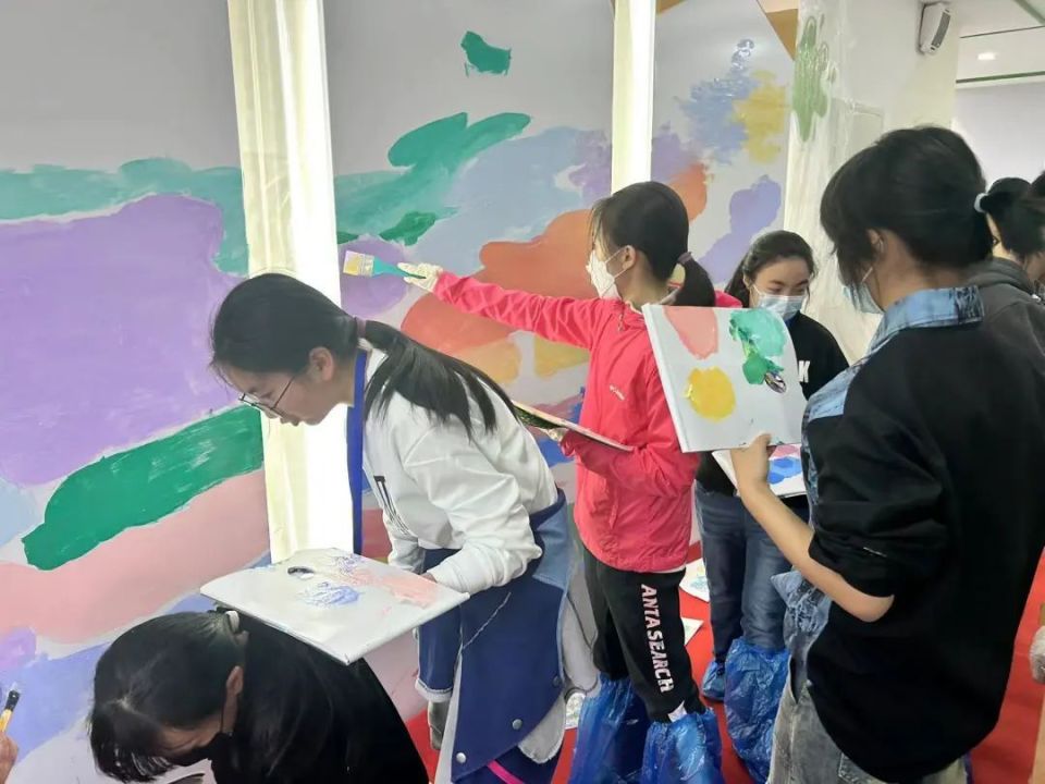 涂鸦墙,乐器墙……焕新后的杨浦区少年宫,开启新玩法