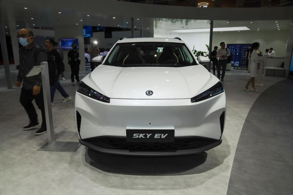 价格相对亲民,东风风神sky ev01上市售12.19万元起