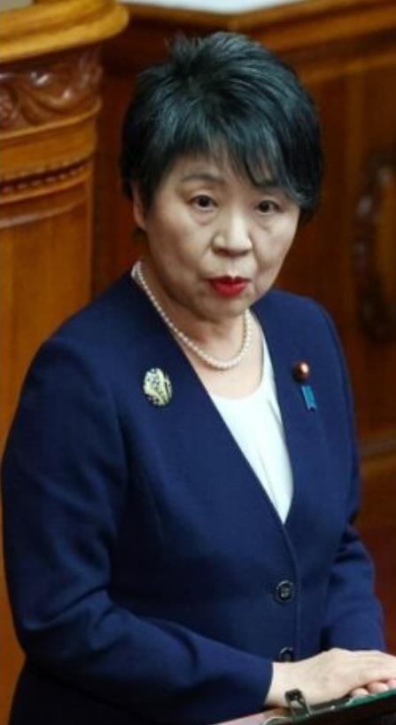 日本女性首相候补正在扑面而来,高市早苗,上川阳子和小池百合子正在争