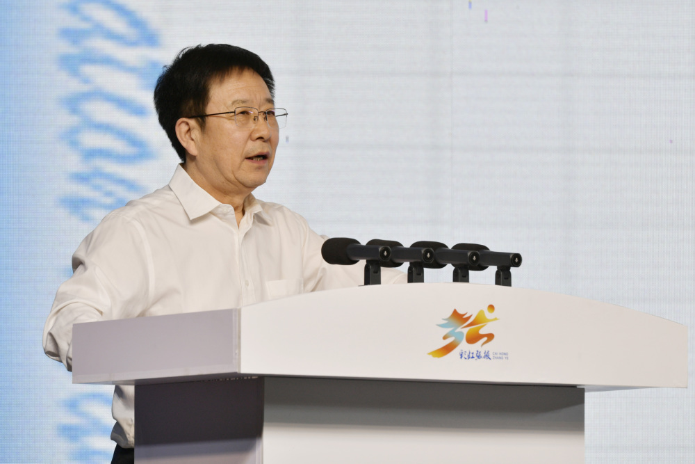 研究院院长,中国群众文化学会副会长,北京大学教授李国新作主旨发言