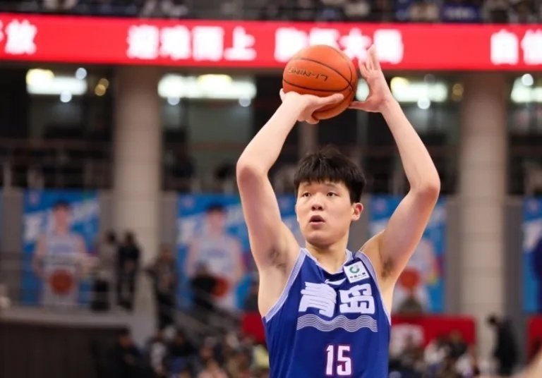 下一个进入nba的中国人国产约基奇杨瀚森若被nba球队选中是荣幸自己和