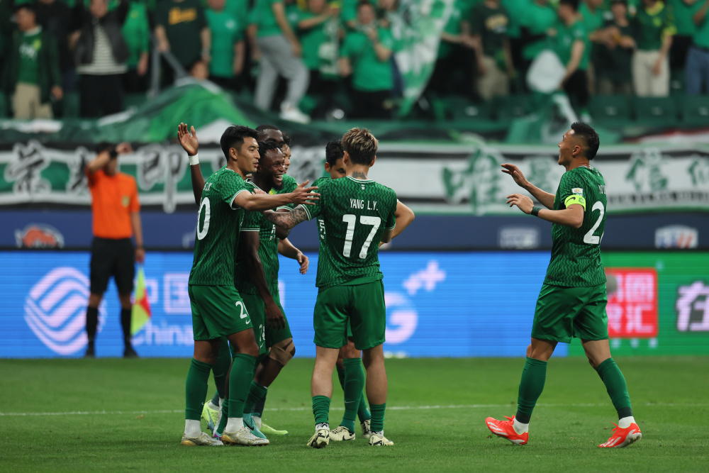 足球——中超:北京国安胜青岛西海岸