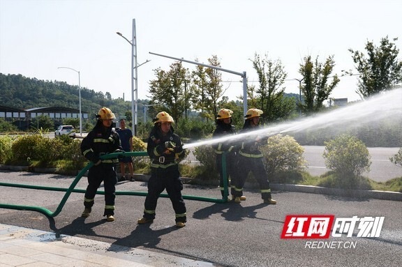 切磋武艺练本领紧贴实战显神威珠晖区开展乡镇街道应急能力大比武