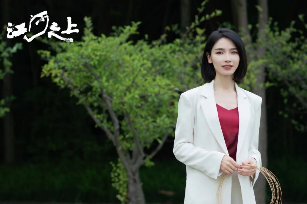 《江河之上》中的90后:代斯毕业于中戏,黄子琪演过《消失的她》_腾讯
