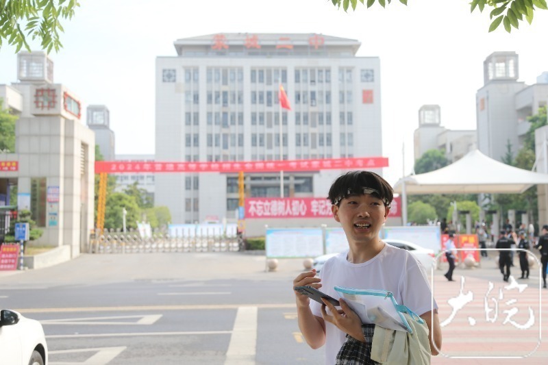 蒙城"高考零分"徐孟南今年三战高考 称已劝说十多名学生重返教室