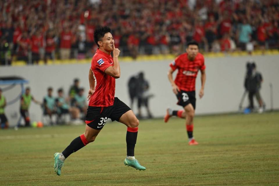 △蹇韬扑救上一轮比赛,成都蓉城