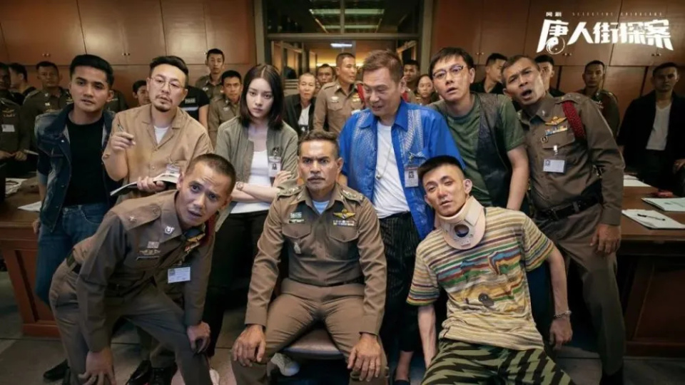 央视首播收视登顶?事实已证明,中国影视剧需要"大鹏"