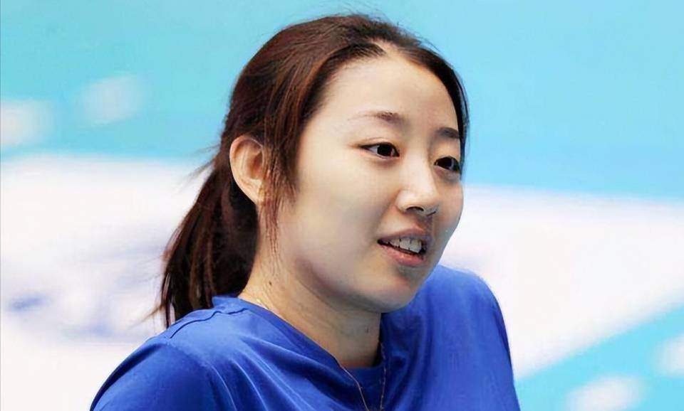 又美又飒!女排世界冠军无缘奥运后首亮相,担任赛事大使发挥余热