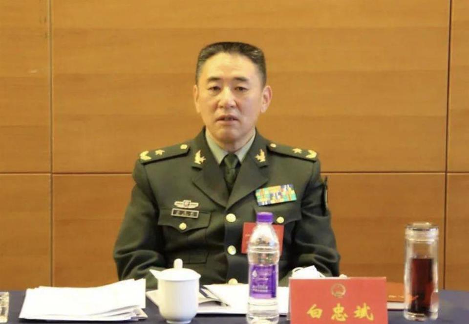 少将白忠斌,任天津市委常委