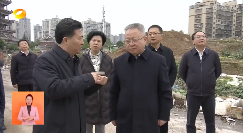 市委书记暗访保交楼群众掏空六个钱包买房拿不到房子不找政府找谁