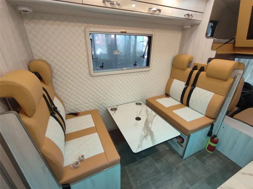 三款10多万的c型房车推荐,9月20-22日亮相成都房车展