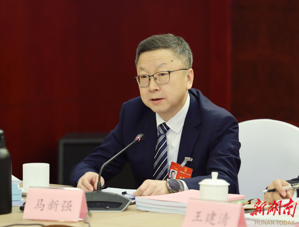 省级党报党端朋友圈丨凝聚向"新"力 赋能大国重器_腾讯新闻
