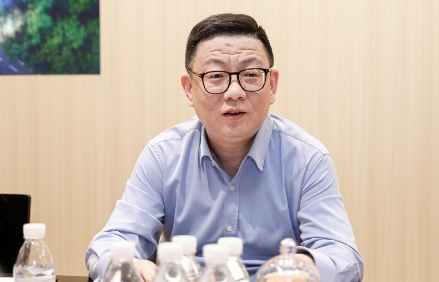 我兜里都是钱杨洪海的凡尔赛还能维持多久