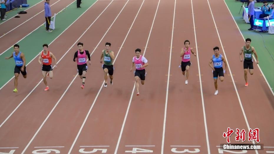 “亚洲飞人”苏炳添2025赛季首秀夺冠_腾讯新闻