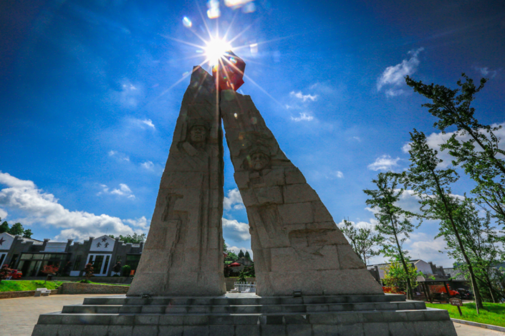 这个春天,到铜仁万山邂逅一场工业遗产之旅~_腾讯新闻